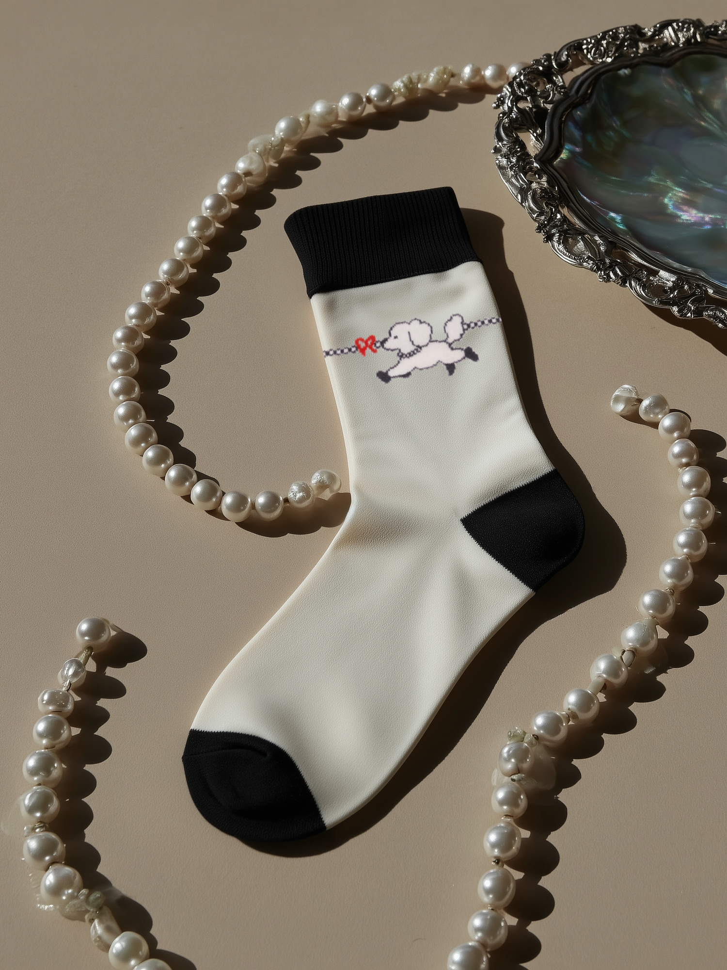 abt petite promenade crew socks, aesthetic socks.